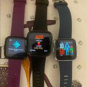 Fitbit Watches Versa x1 ,Versa x 2